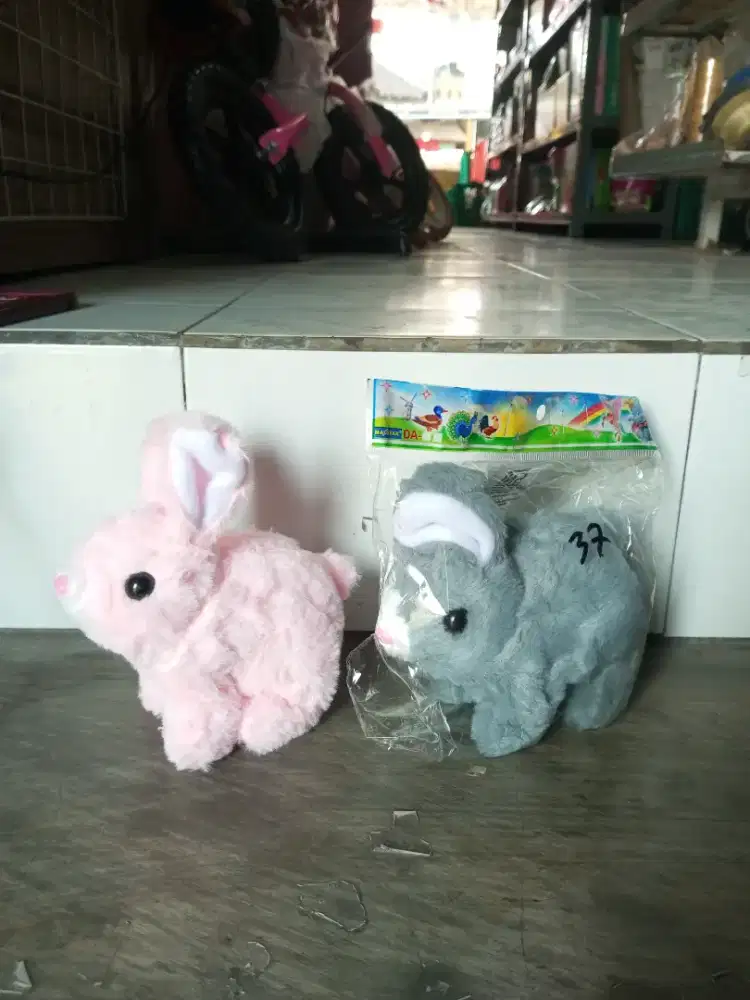 Mainan Anak Kelinci Batre