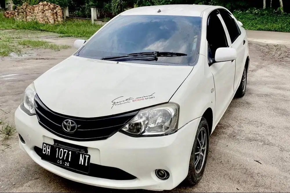 Toyota Etios 2013