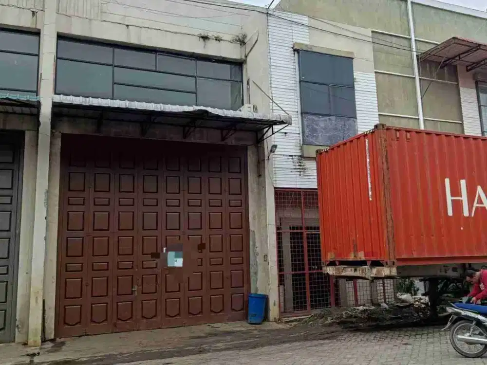 kompleks pergudangan letda sujono dekat tol bandar selamat medan