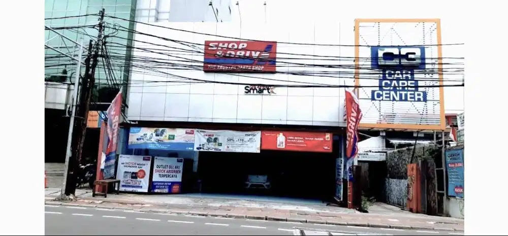 Disewakan tempat usaha stratgis pinggir jalan Cideng hadap Timur 15x32
