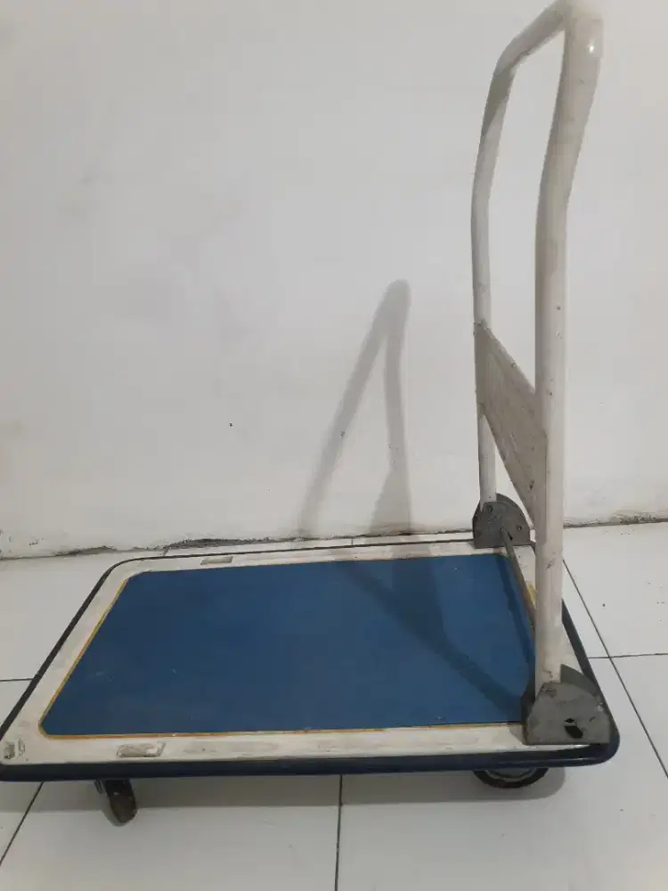 Troli barang/Galon air