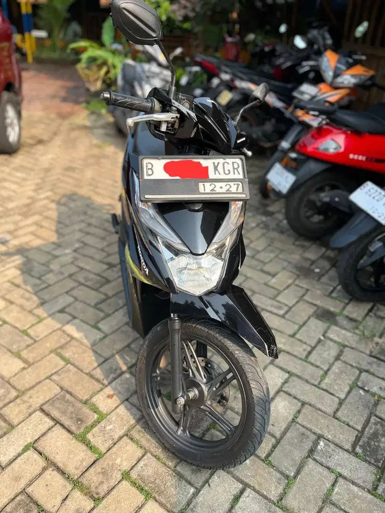Dijual Honda Beat F1 CBS PGM-FI 2017