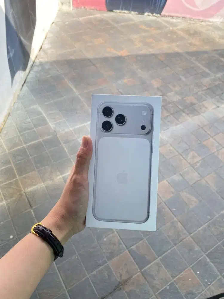 JUAL IPHONE 17 PROMAX 256GB SILVER INOX SEGEL