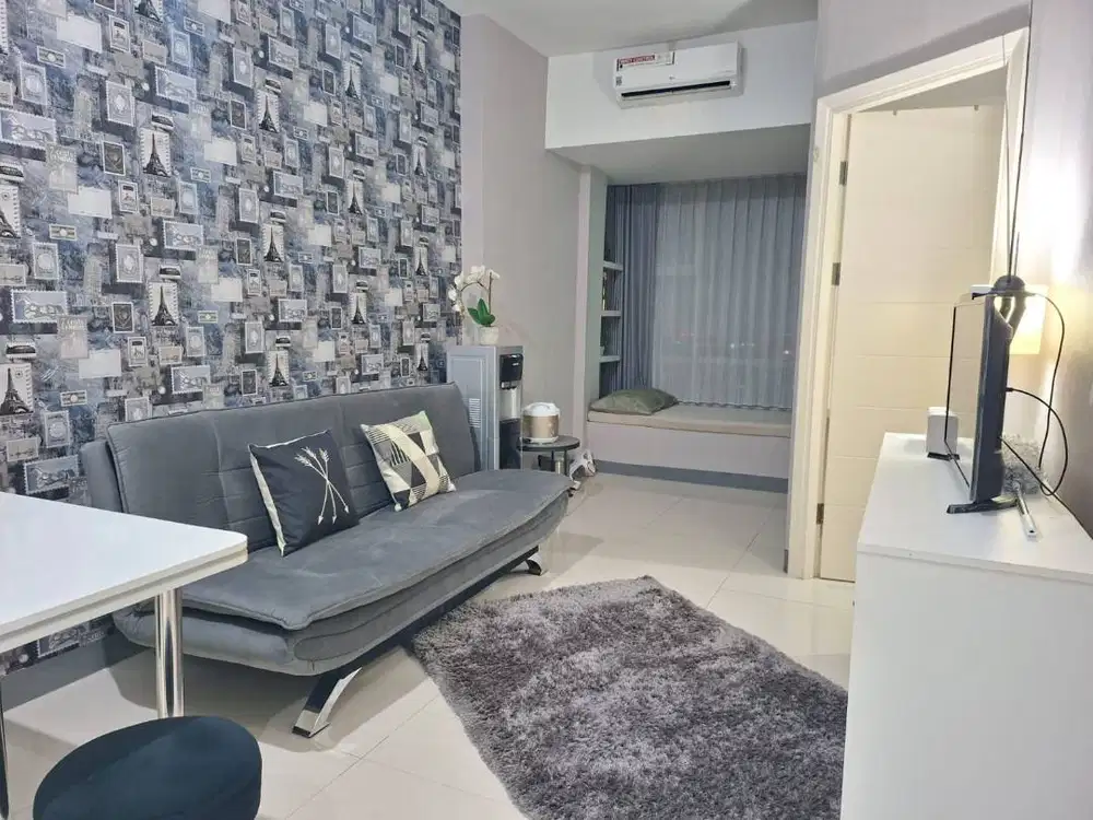 DISEWAKAN APARTEMEN BENSON 2BR MIDDLE FLOOR FULL INTERIOR