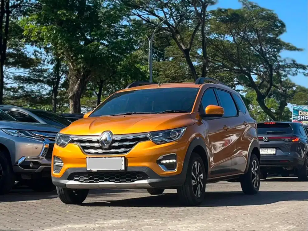 RENAULT TRIBER RXZ 1.0 AT MATIC 2020 OREN KM 22RB