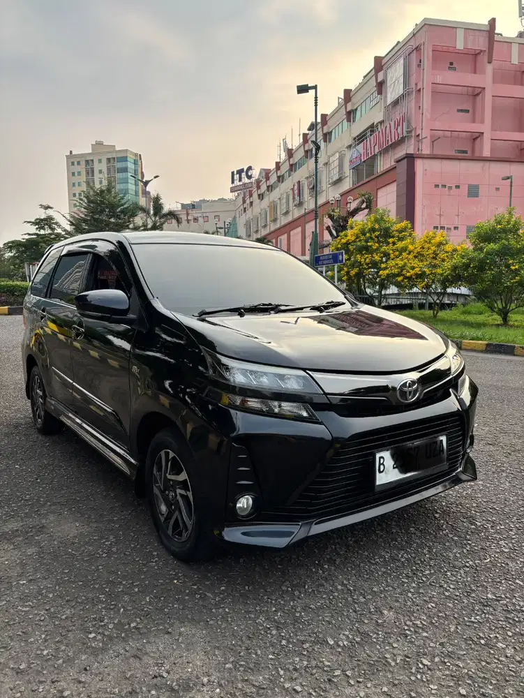 TOYOTA AVANZA VELOZ AT 2021