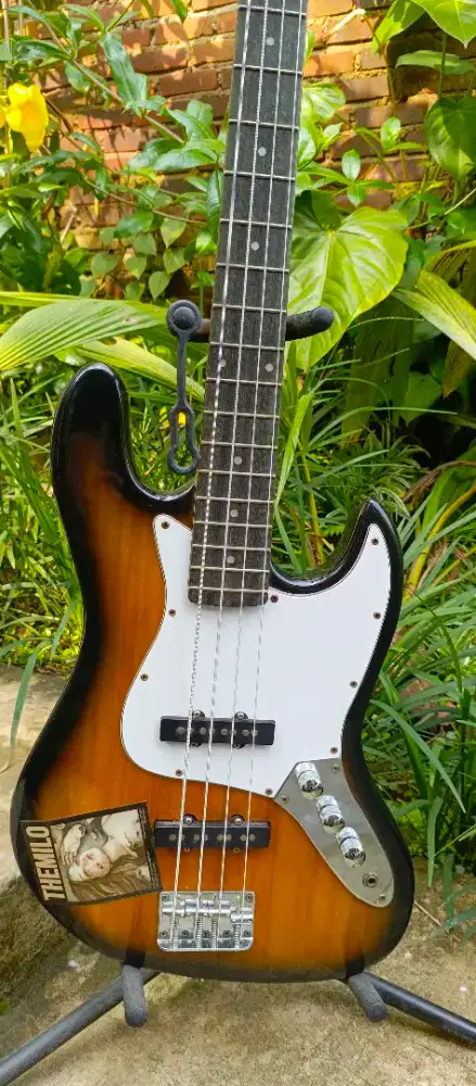 Bass stringer  (kondisi likenew)
