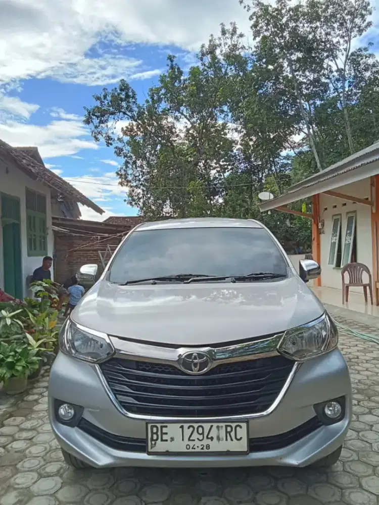 Dijual mobil Avanza