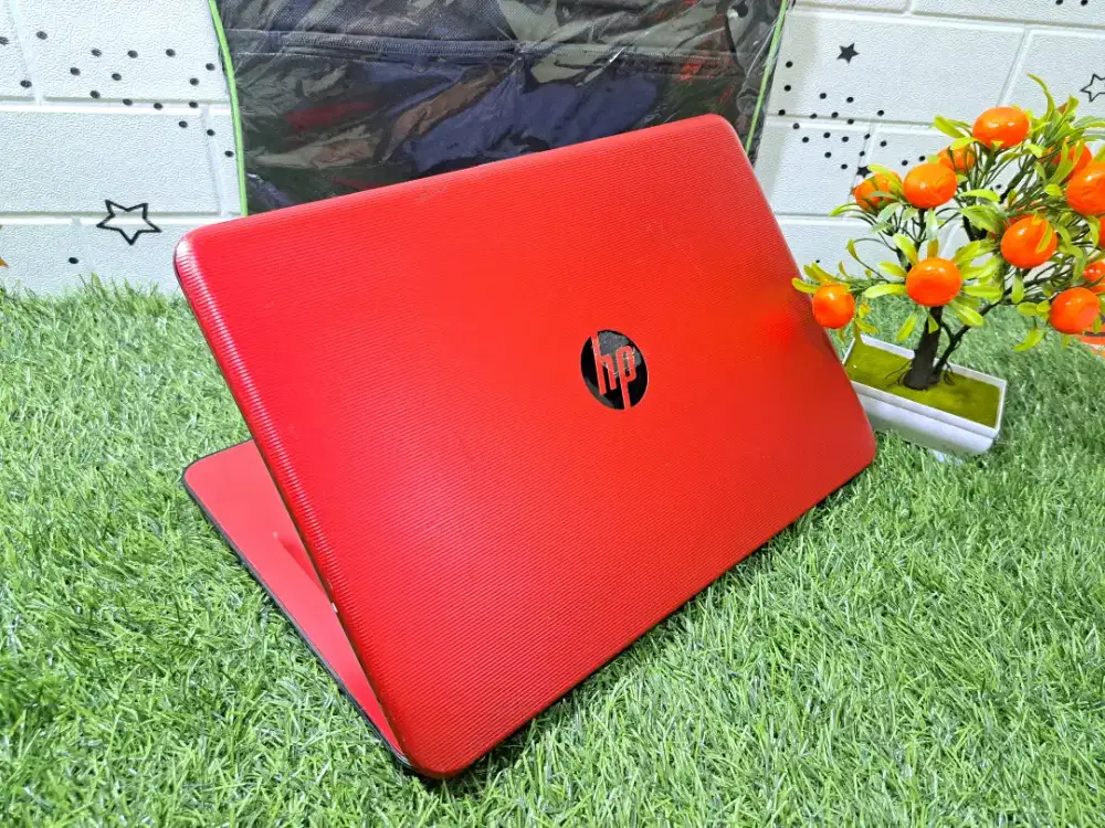 Laptop hp 14 BU core i3 gen 6 siap pakai lancar jaya