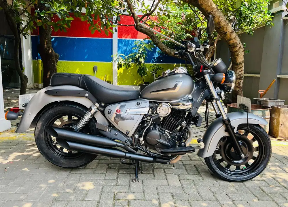 Benelli motobi 200 efi