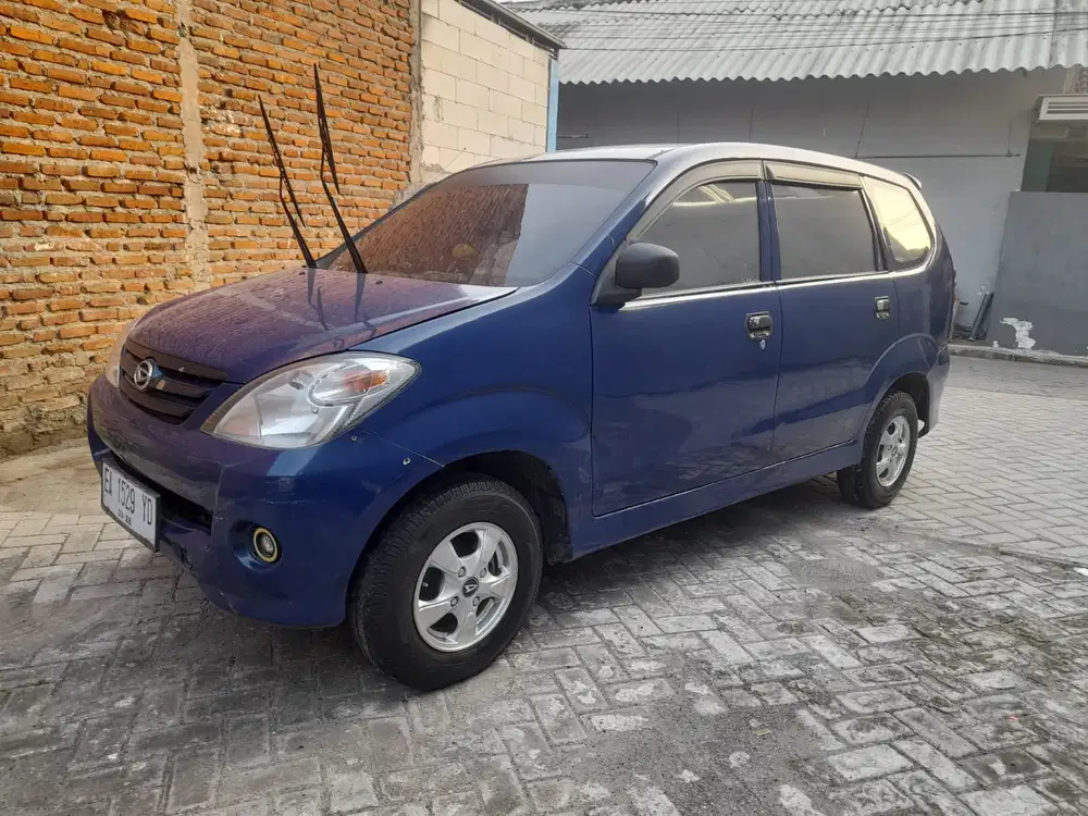 Daihatsu Xenia 2005 Bensin