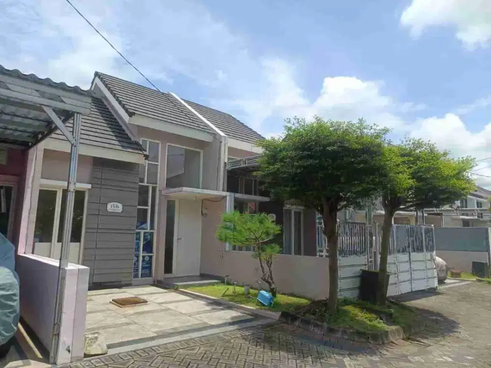 DI JUAL RUMAH

PERUM PURI SAFIRA REGENCY CLUSTER CASSABLANCA BLOK E5 NO 15
KEL. : MENGANTI 
KEC. : MENGANTI 
KAB  : GRESIK