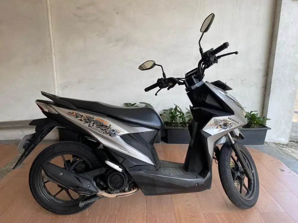 HONDA BEAT STREET 2022 SILVER ISTIMEWA