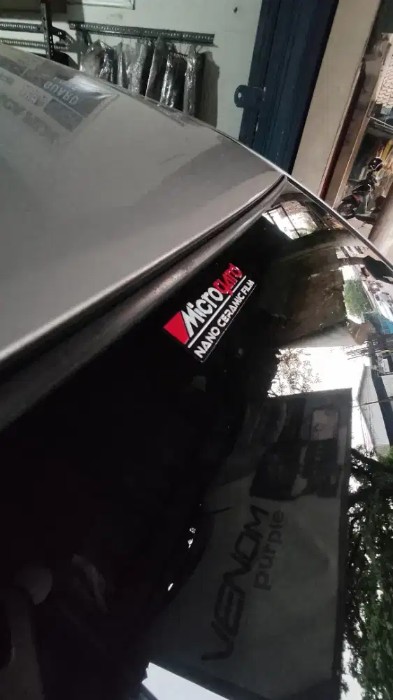 Kaca film murmer tolak panas