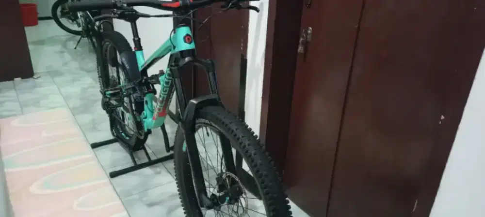 Sepeda MTB Siskiu T7 SE