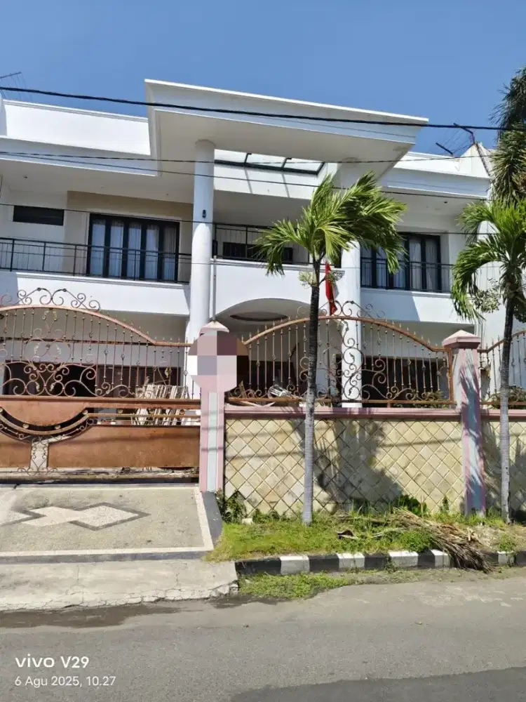 Dijual Rumah Dharmahusada Mas Surabaya Timur Main Road SHM Harga 8,5 M