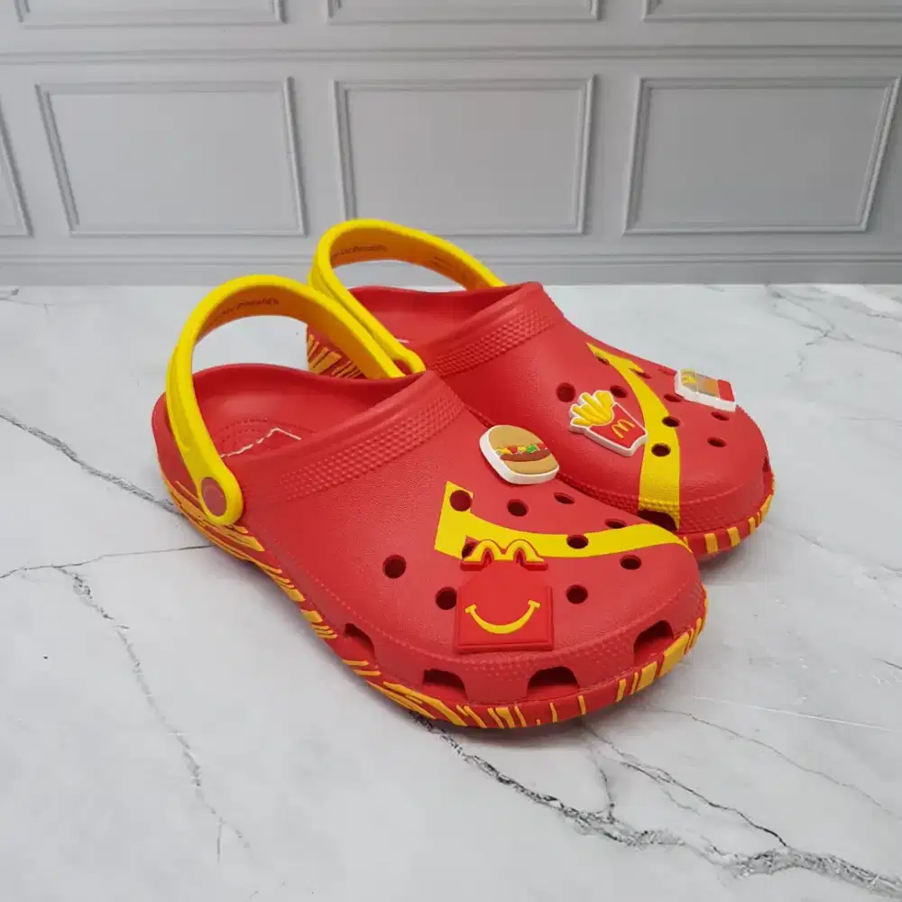 Sandal Crocs mcd