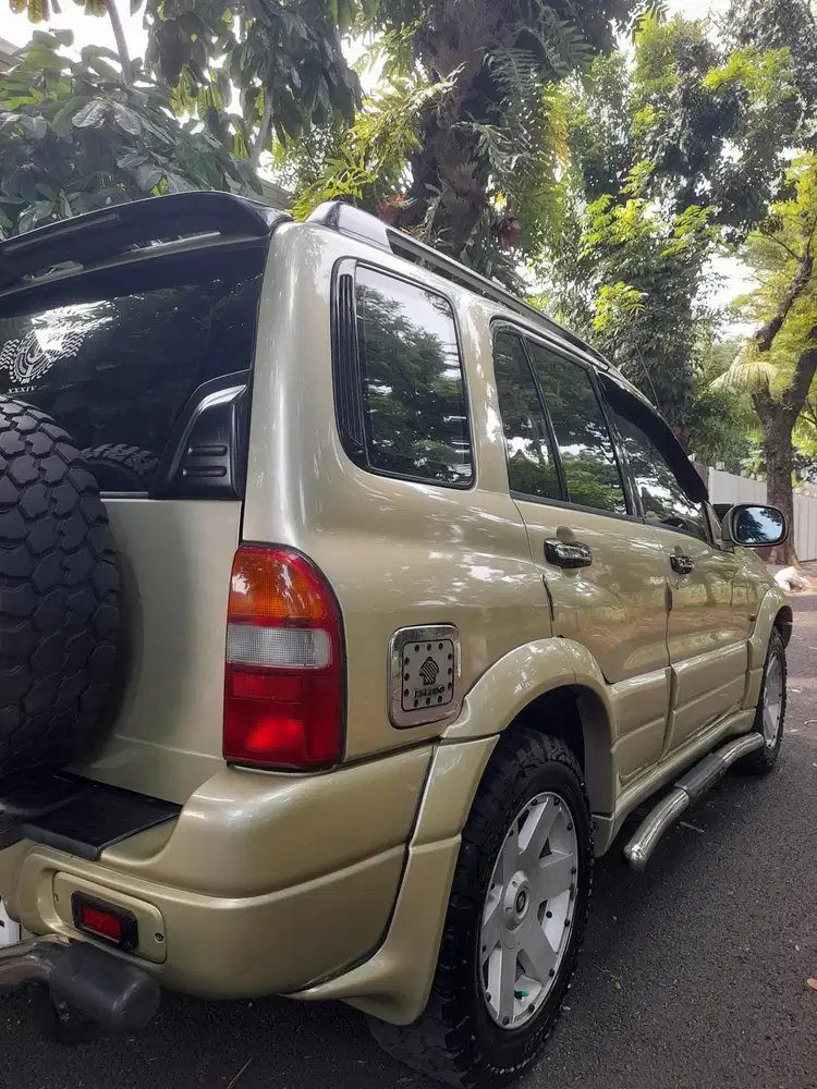 Suzuki Grand escudo 2002 Bensin