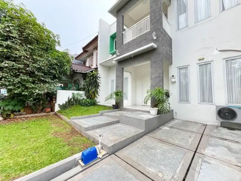 Dijual Rumah Cantik di Puri Sriwedari Cibubur Harga Nego