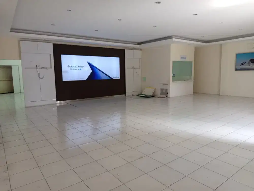 Disewakan Ruko Komersial Nol Jalan Raya Gajah Mada Sidoarjo