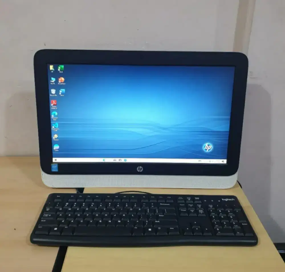 HP ALL IN ONE 20 - I3 GEN 4 - RAM 6GB - HDD 500GB