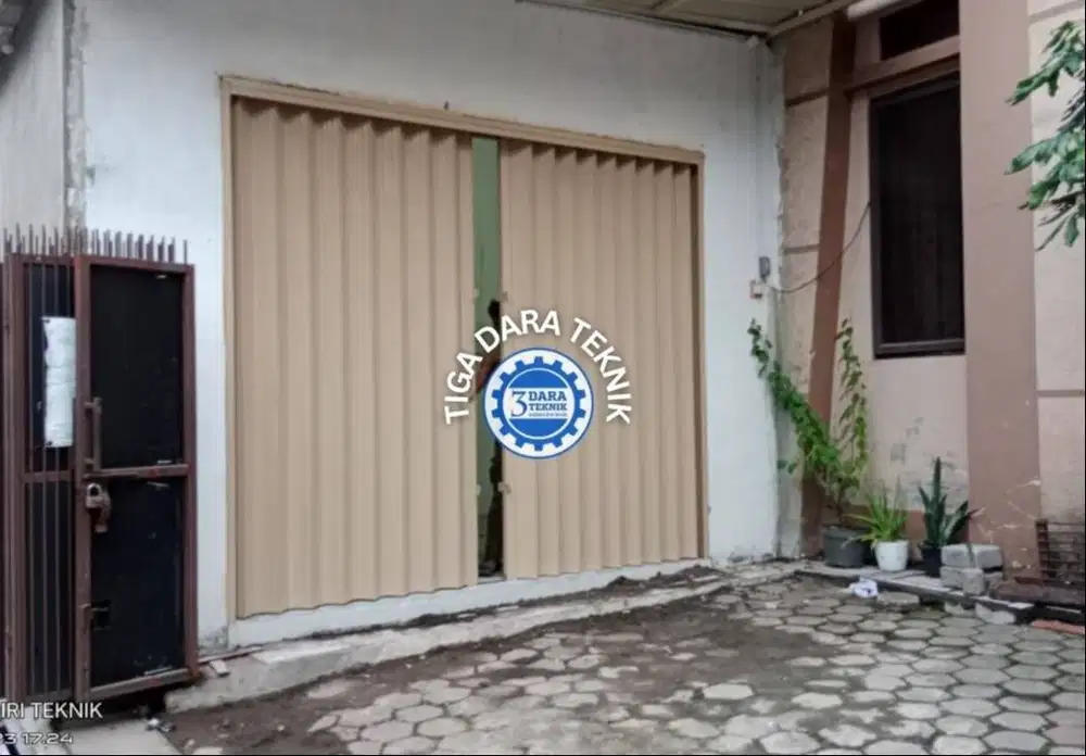Pasang Folding Gate Pintu Geser Ruko, Pintu Garasi Sliding Tiga Dara