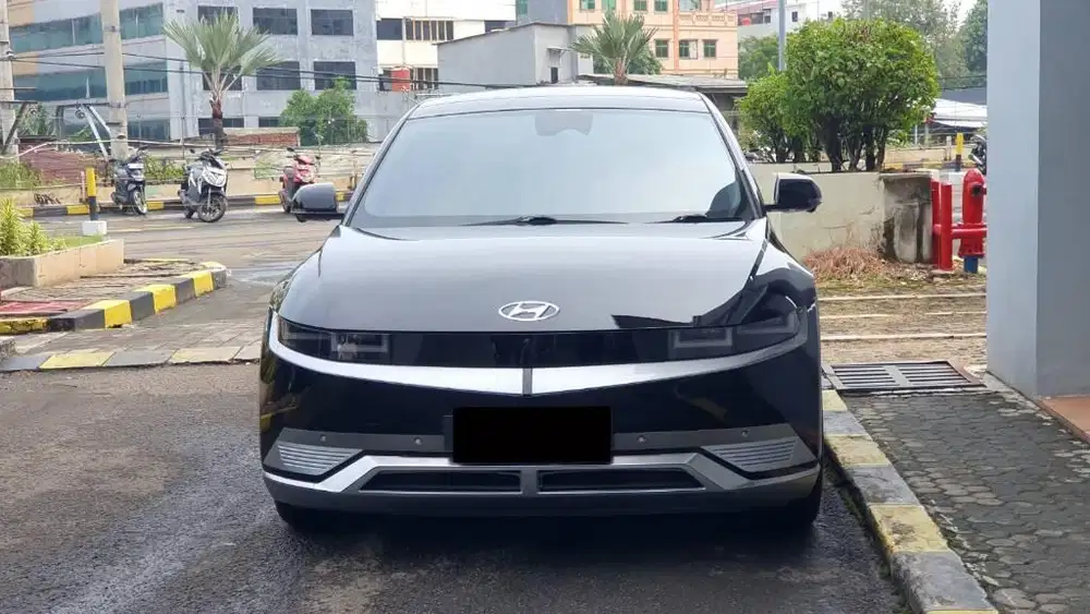 Hyundai Ioniq 5 Long Range Signature EV 2023 Hitam