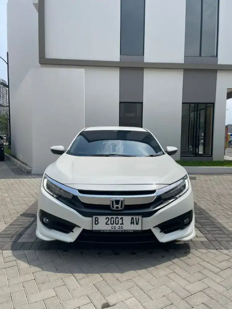 HONDA CIVIC ES SEDAN AT MATIC 2018 GANJIL