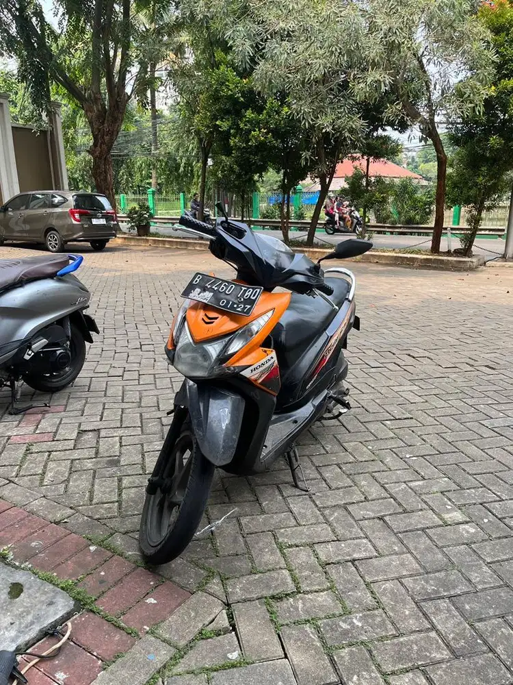 Honda beat Fi 2013