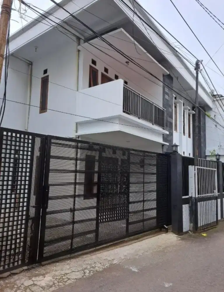 Rumah minimalis 2 lantai bisa kantor di sayap buahbatu BKR Bandung