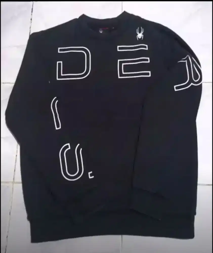Crewneck Spider