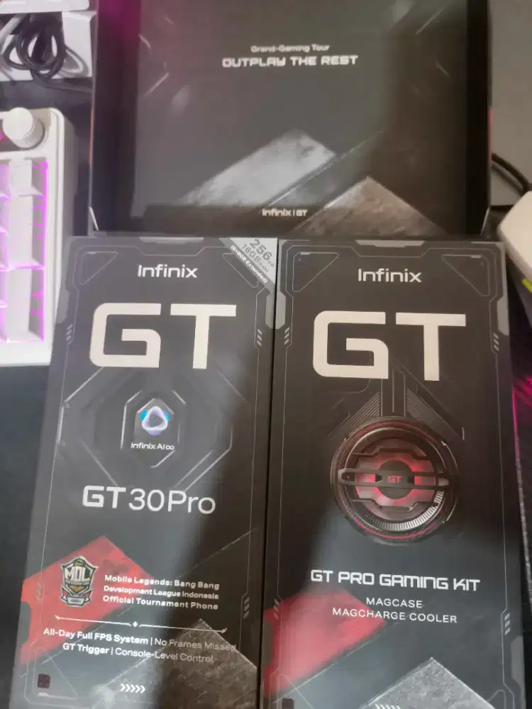 Infinix gt 30 pro gift box lengkap