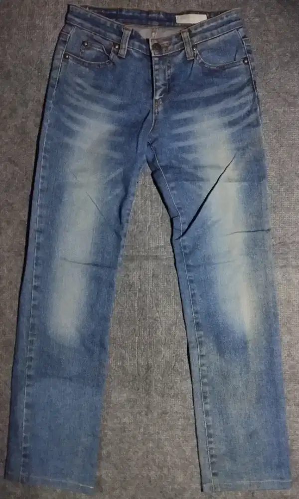 Celana Jeans Cewe Washed