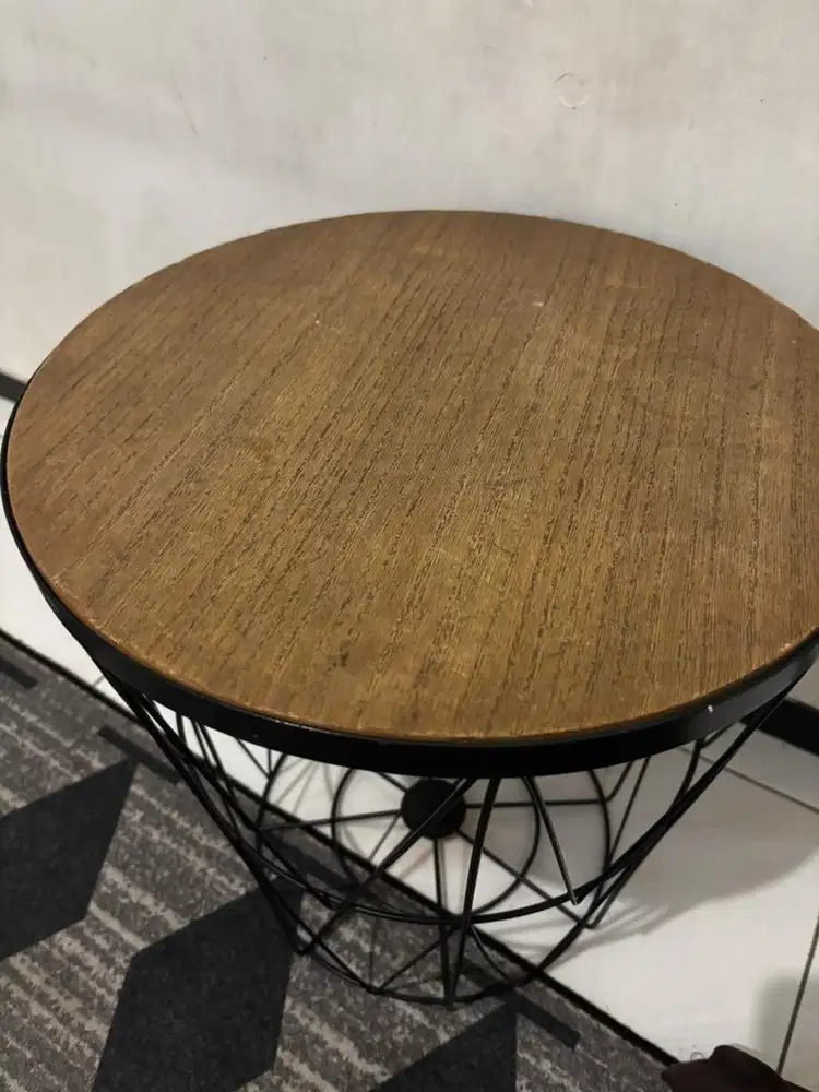 Meja bekas di jual