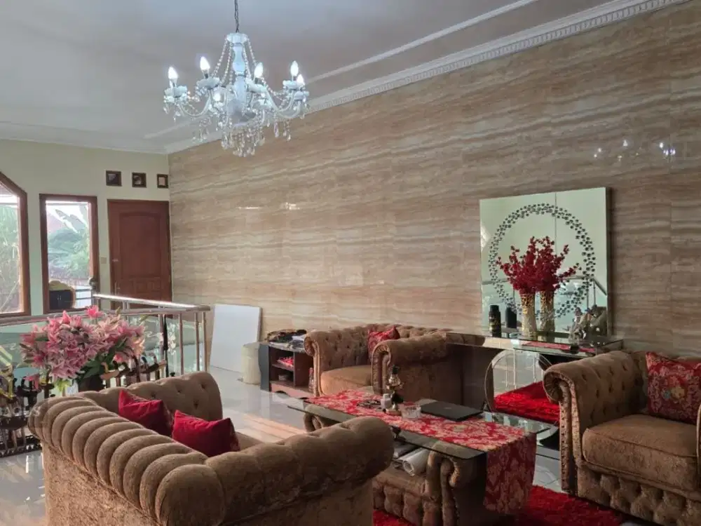 Rumah Siap Huni Gaya classic okasi strategis di Kawaluyaan Indah soekarnohatta bandung