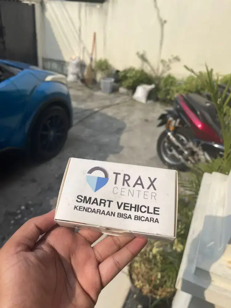 Gps tracker motor mobil anti maling