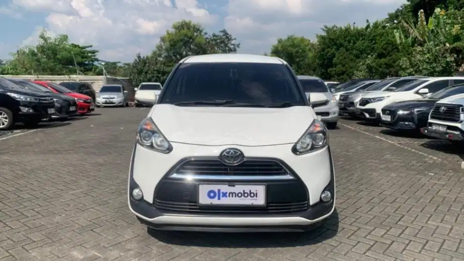 LOW DP Toyota Sienta 1.5 V Bensin-AT 2018 9RK