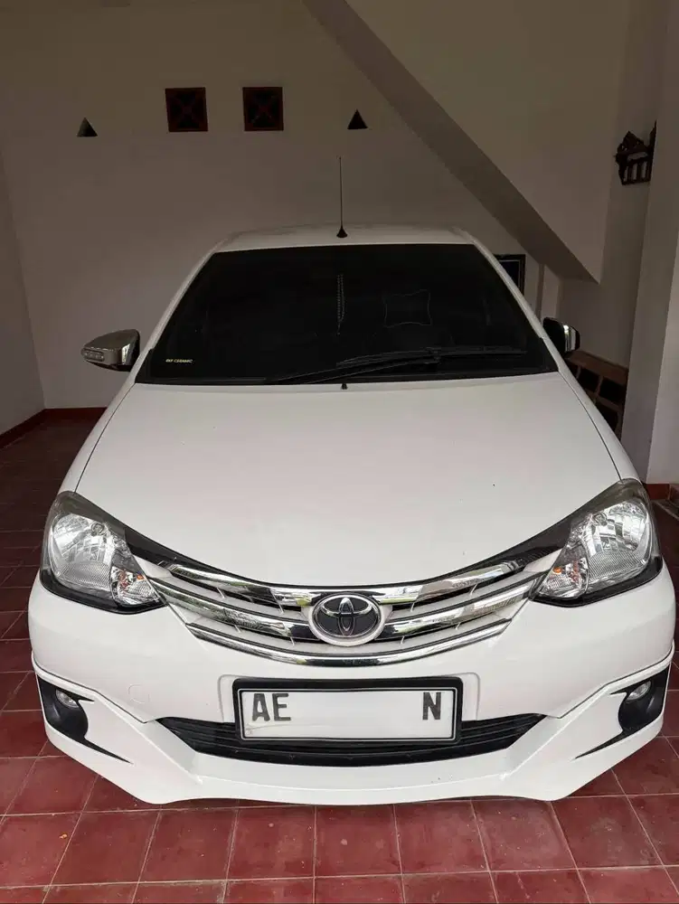 Toyota Etios Valco G MT 2014
