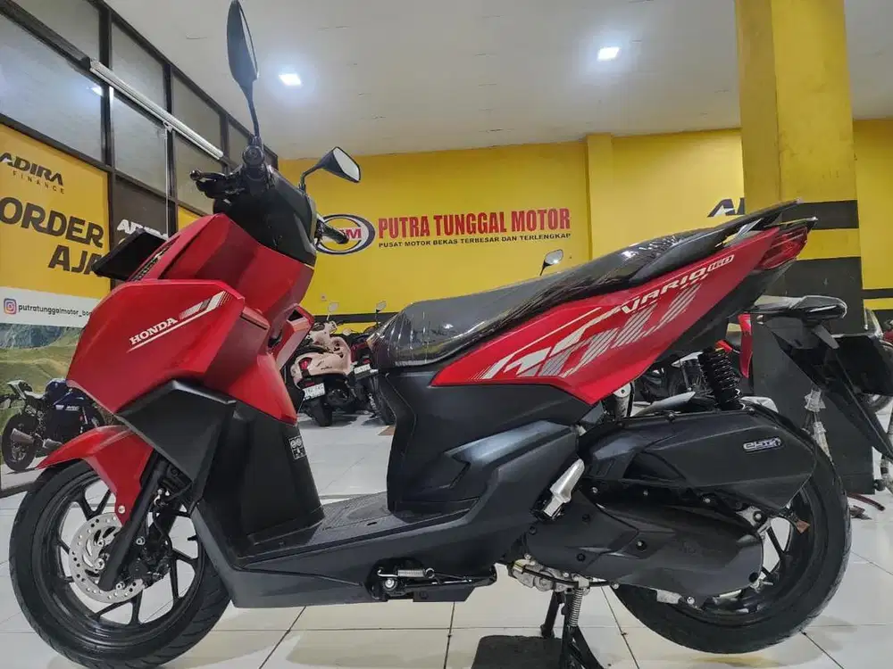 Honda vario 160 cbs km low 225