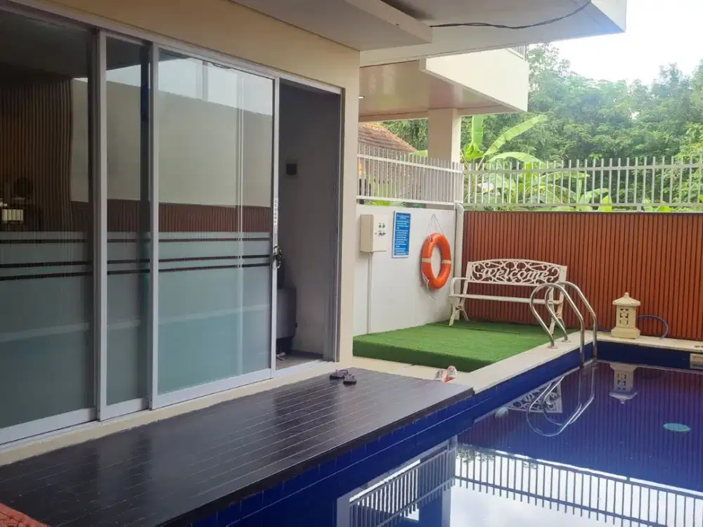 Rumah Modern Konsep Villa Lokasi Strategis Dijual, di Jimbaran