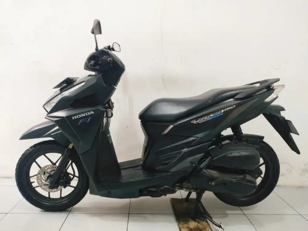 Honda Vario led old 150 th 2015 cakep siap pakai