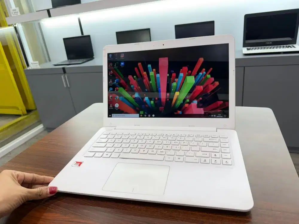 Paptop asus 14 inci normal slim