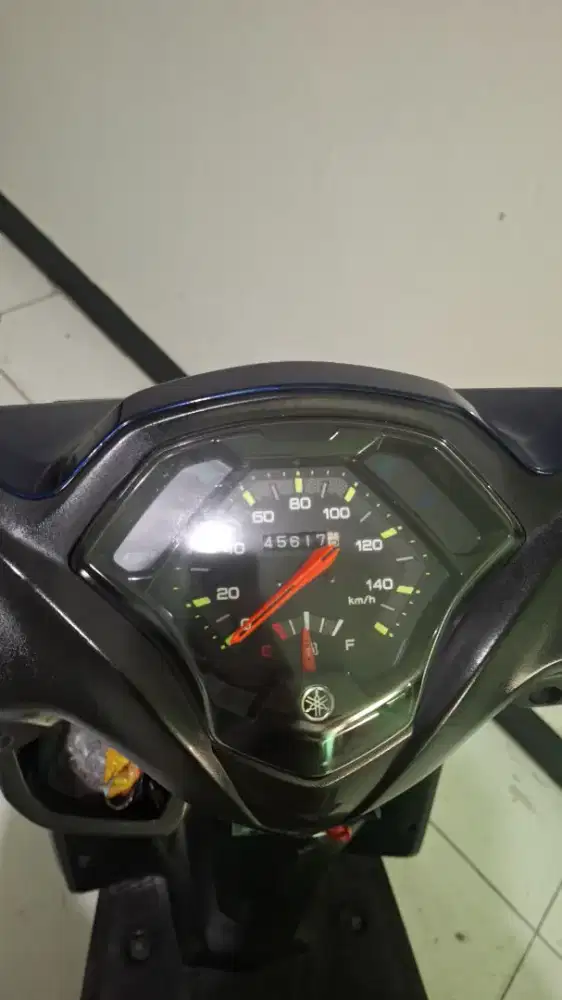 Yamaha miogear hitam putih