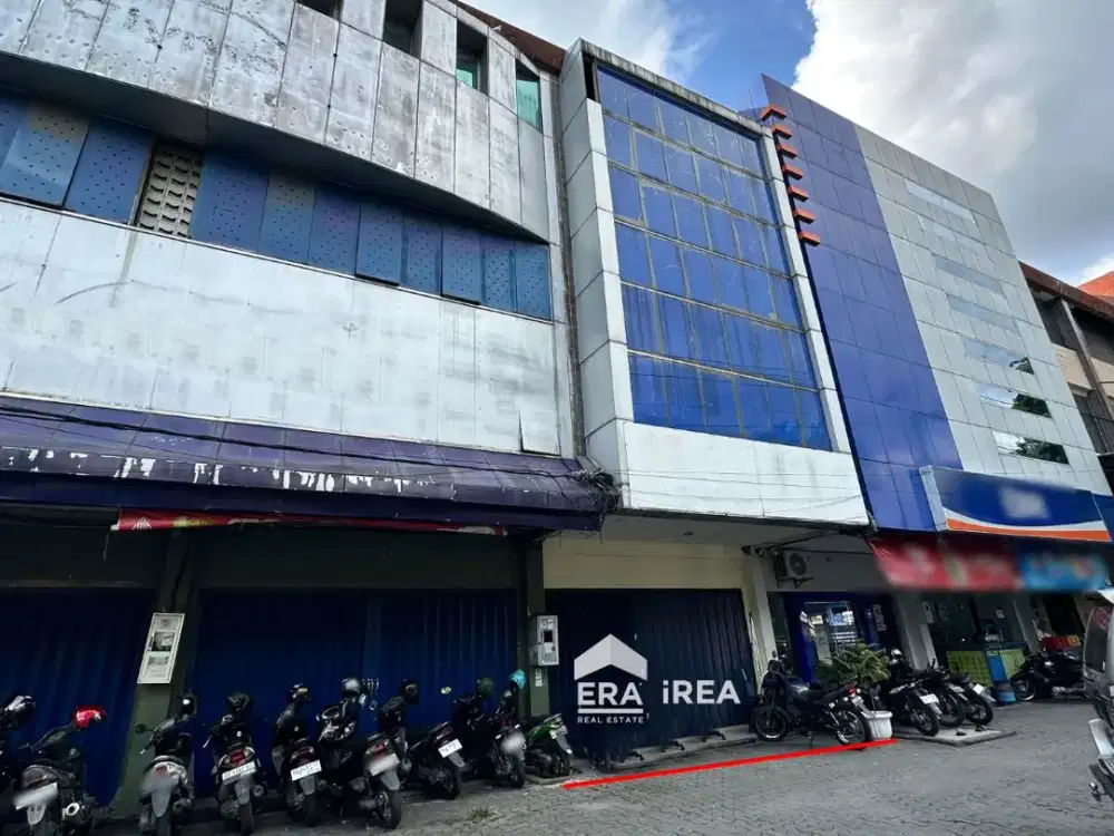 Ruko 3,5 Lantai Dijual di Solo Dekat Luwes Loji Wetan, Pasar Klewer dan Pasar Gede