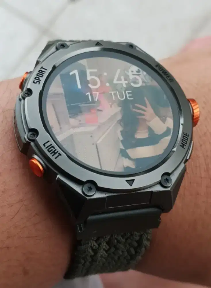 Jam tangan digital