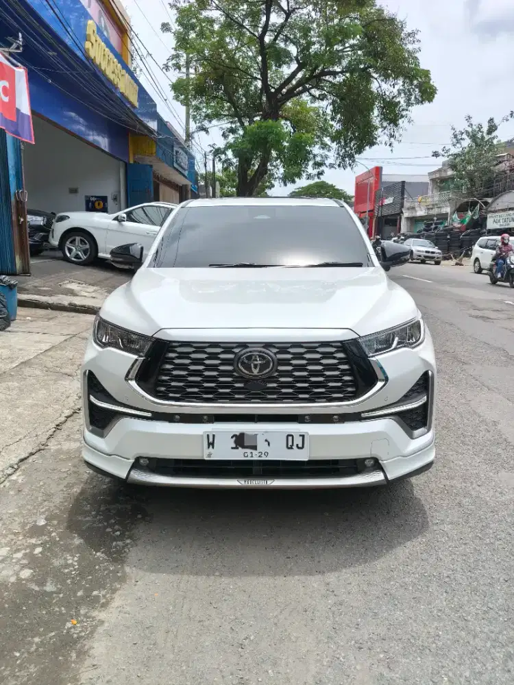 ZENIX Q HYBRID MODELLISTA MATIC 2023 KM LOW
