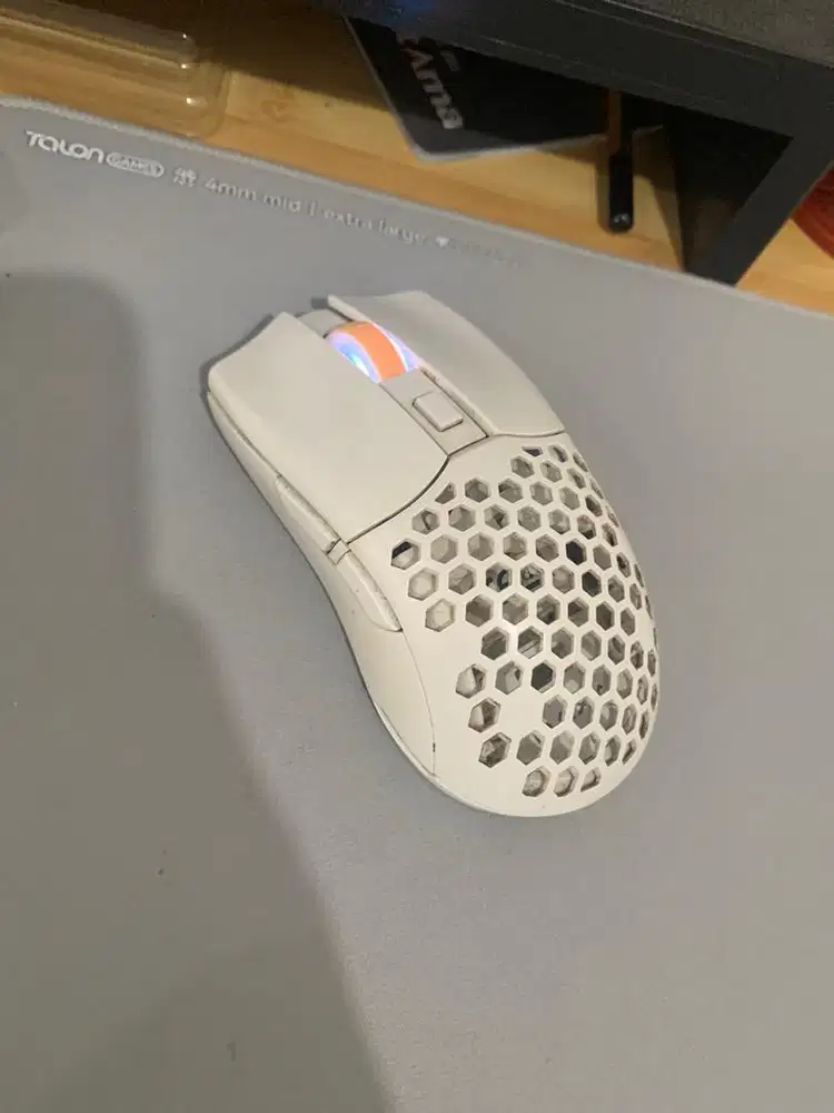 Mouse redus daxa III