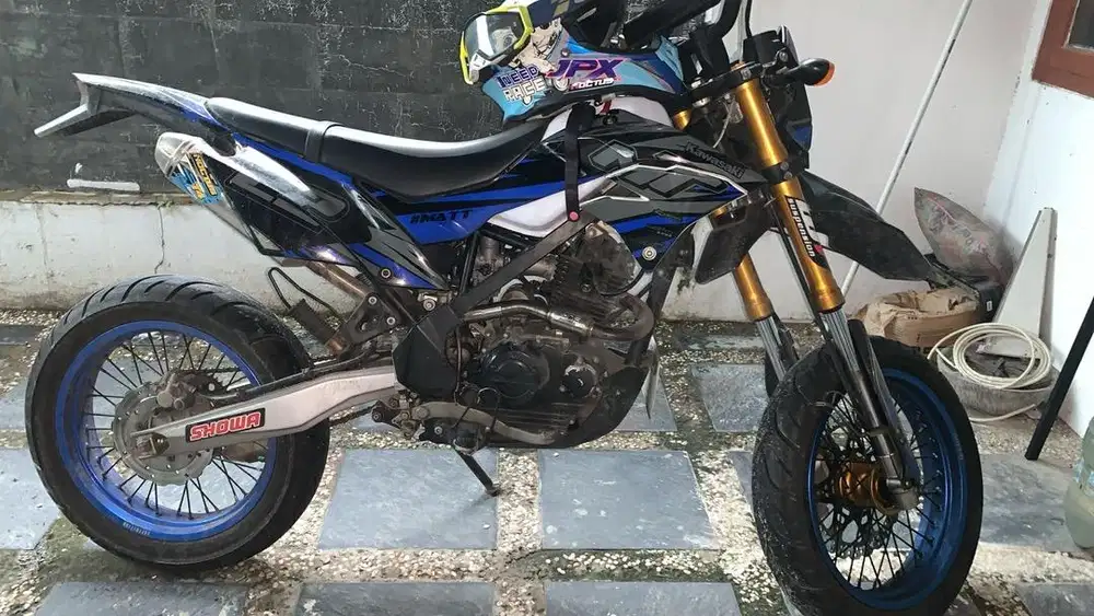 D-Tracker SE Tahun 2017 Supermoto
