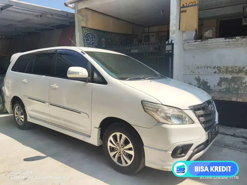Inova g luxury 2014 bensin