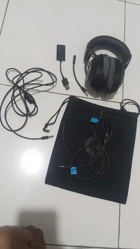 Headset dan Mouse Logitech x pro gaming +  x pro superlight